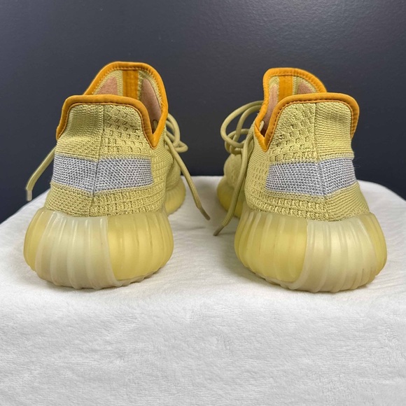 Yeezy Boost 350 V2 "Marsh" – Men’s 13.5 - Picture 8 of 10